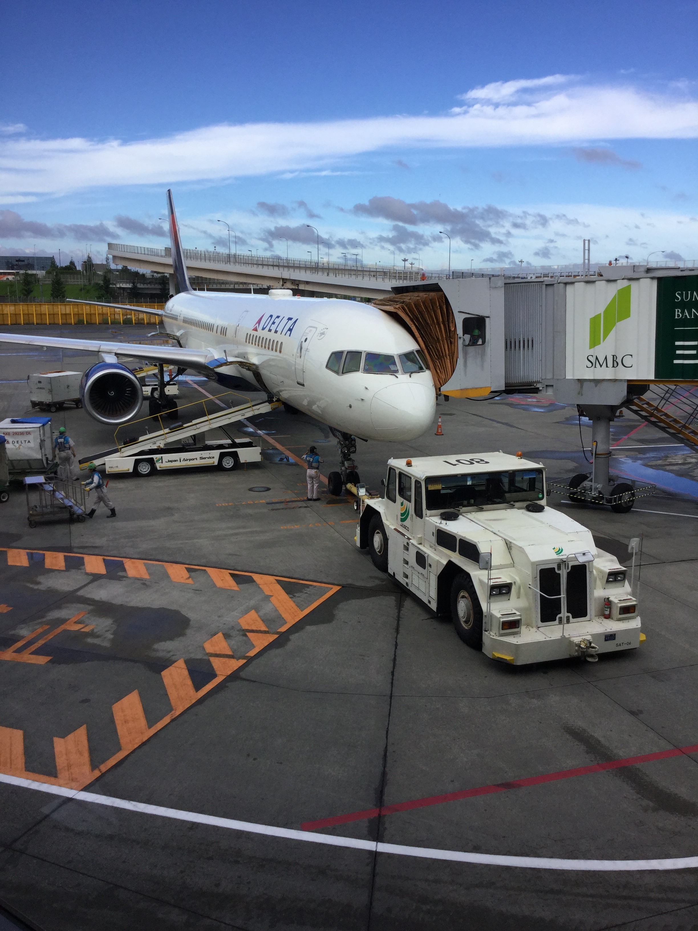 成田空港 リライト 横浜