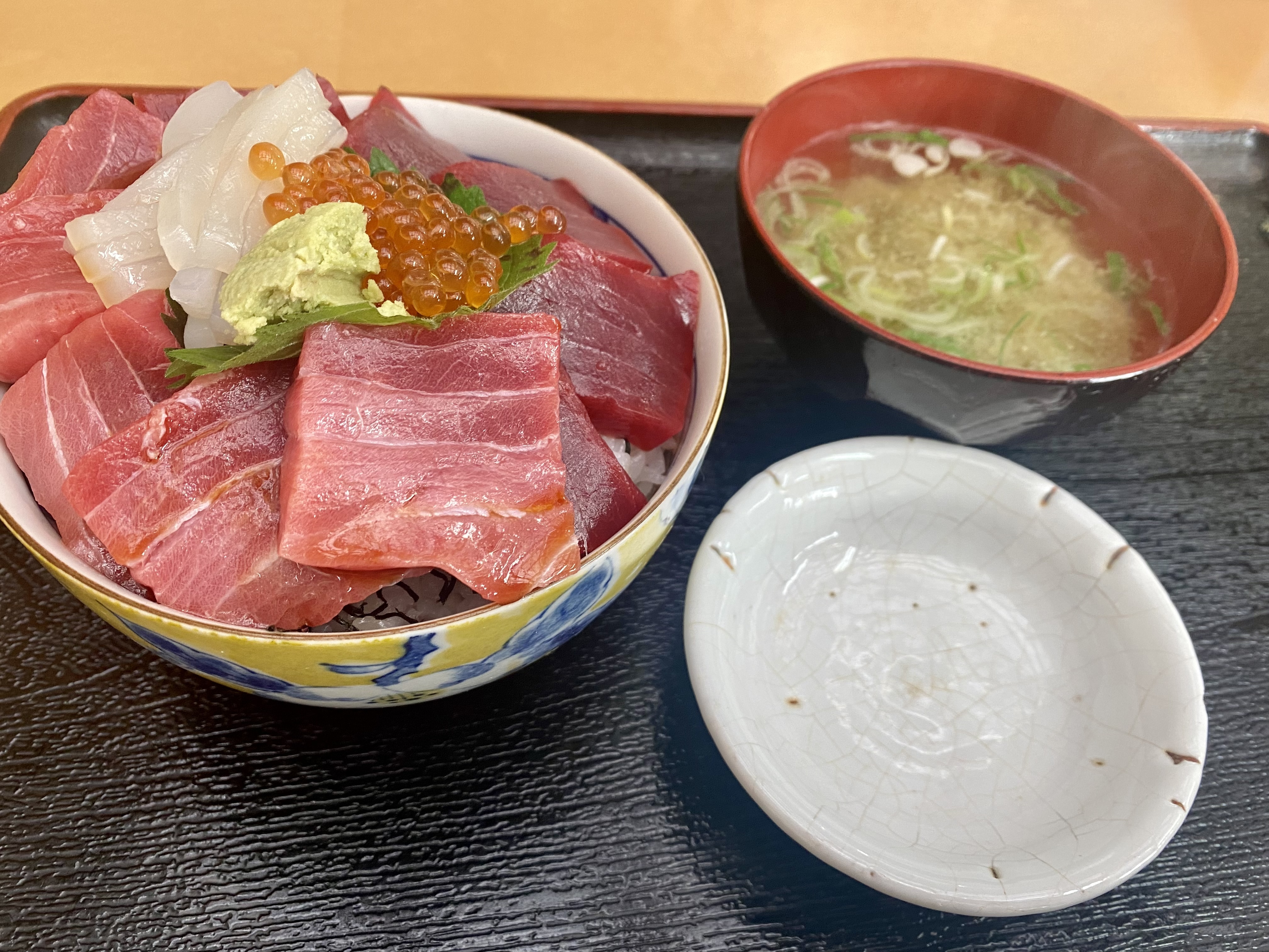 大間町　マグロ丼