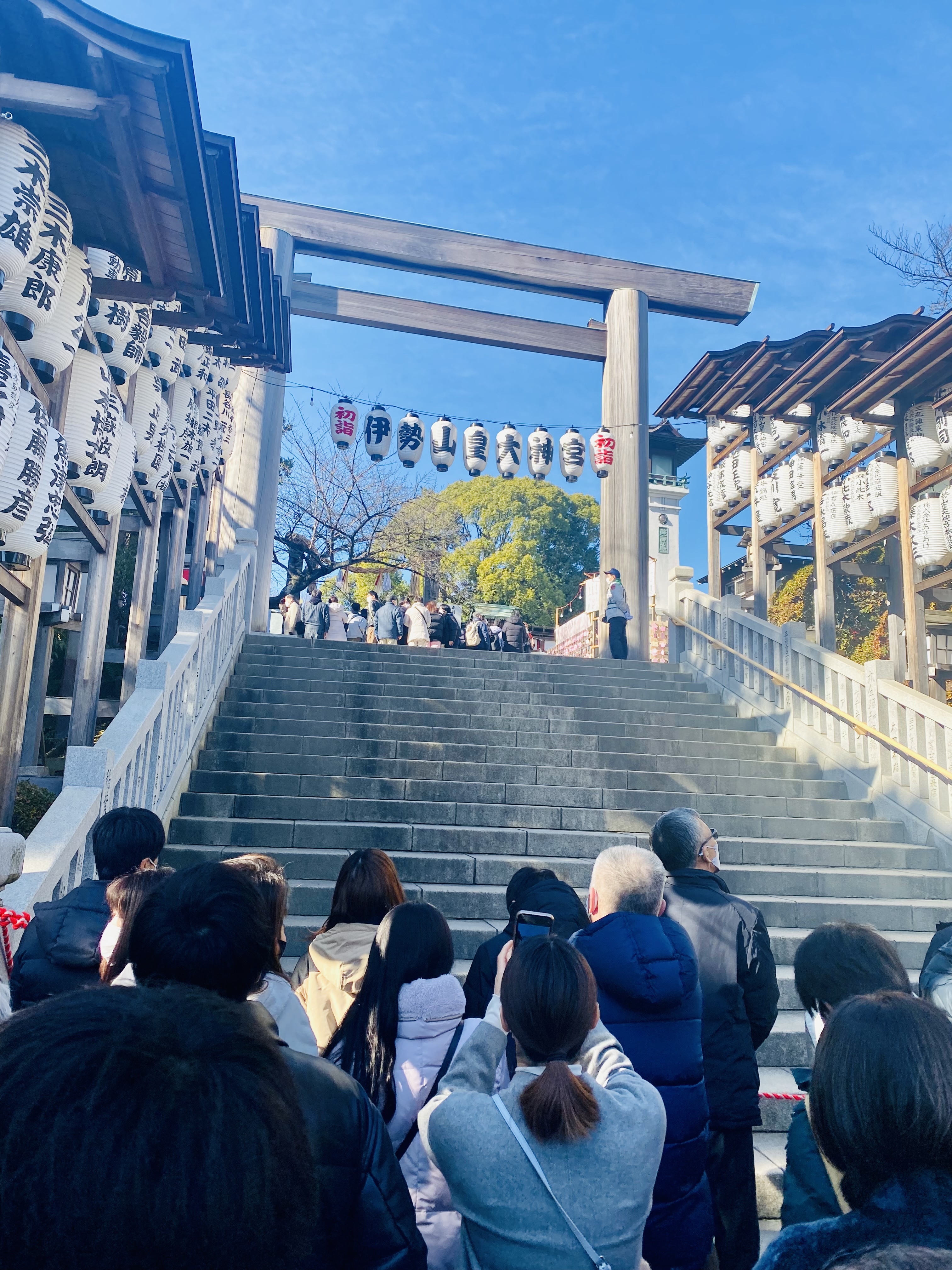 初詣　伊勢山皇大神宮