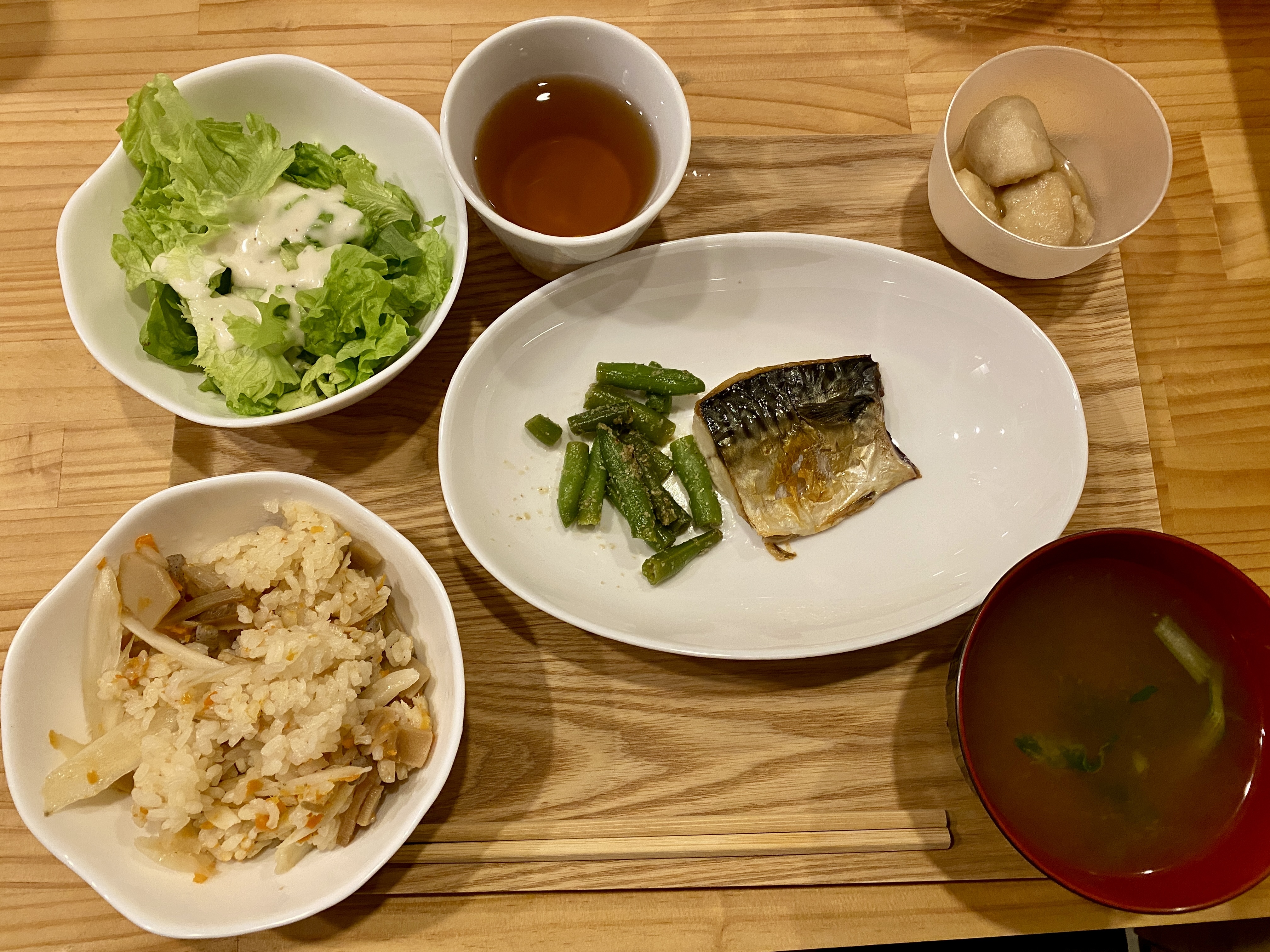 家族食堂　鯖の塩焼き定食